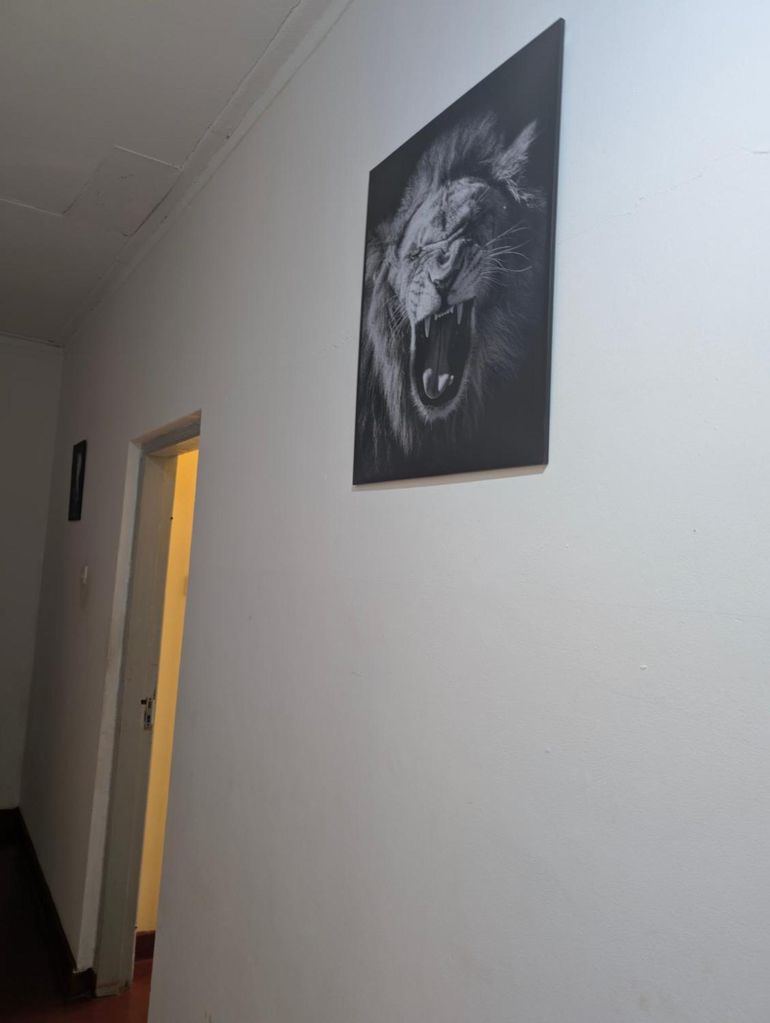 Dans Place Moshi Luaran gambar